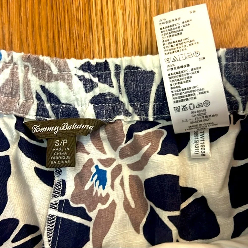 Tommy Bahama Luxury, ♻️Sustainable, RARE Pattern, Acid-Washed Leaf Pants, Size S - Picture 11 of 11